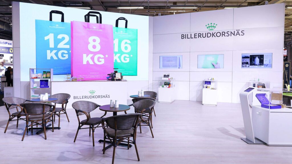Stor monter med digitala skärmar