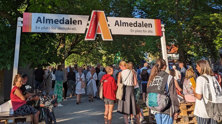 Adapt finns på plats under Almedalsveckan